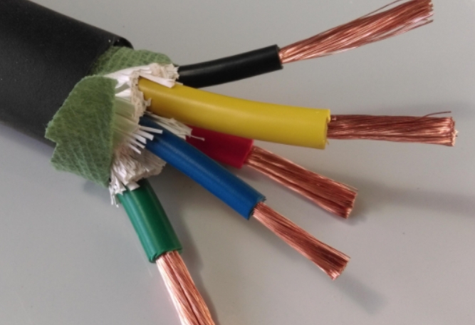 东莞民兴电线电缆厂家提醒使用电线时容易发生的错误是什么.jpg